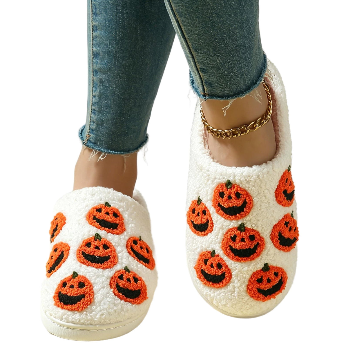 KEVCHE Halloween Cute Pumpkin Cotton Closed Toe Slippers for Women, Soft Warm Indoor House Foam Slippers, Cozy Fluffy Fall Winter Home Footwear for Bedroom Comfort