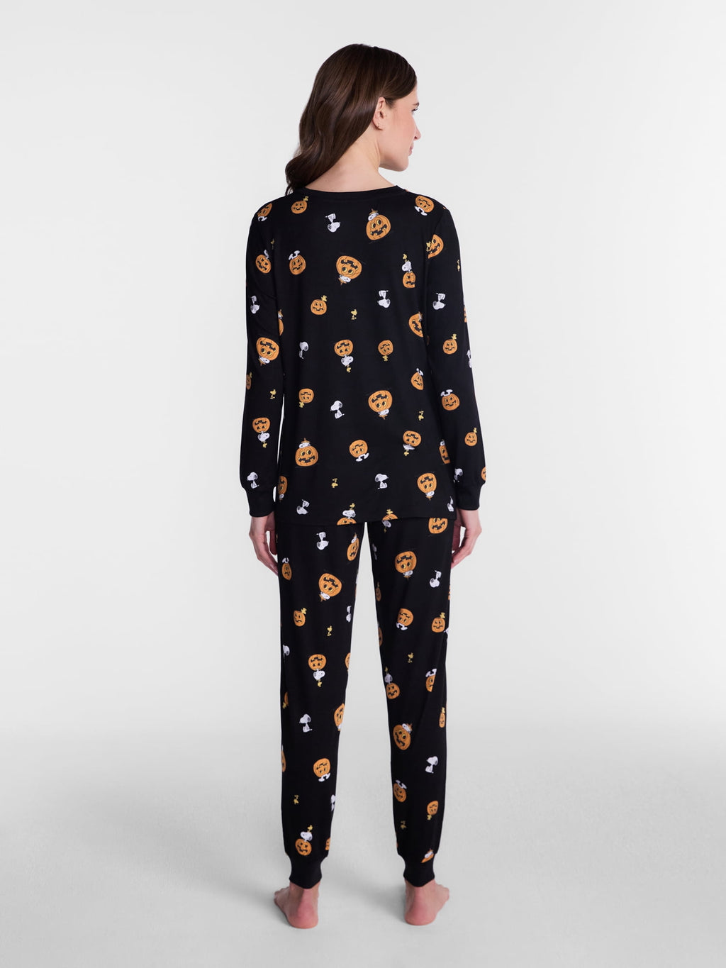 Peanuts Halloween Women’s Snoopy Matching Family Sleepwear Long Sleeve Top and Pants Pajama Set, 2 Piece
