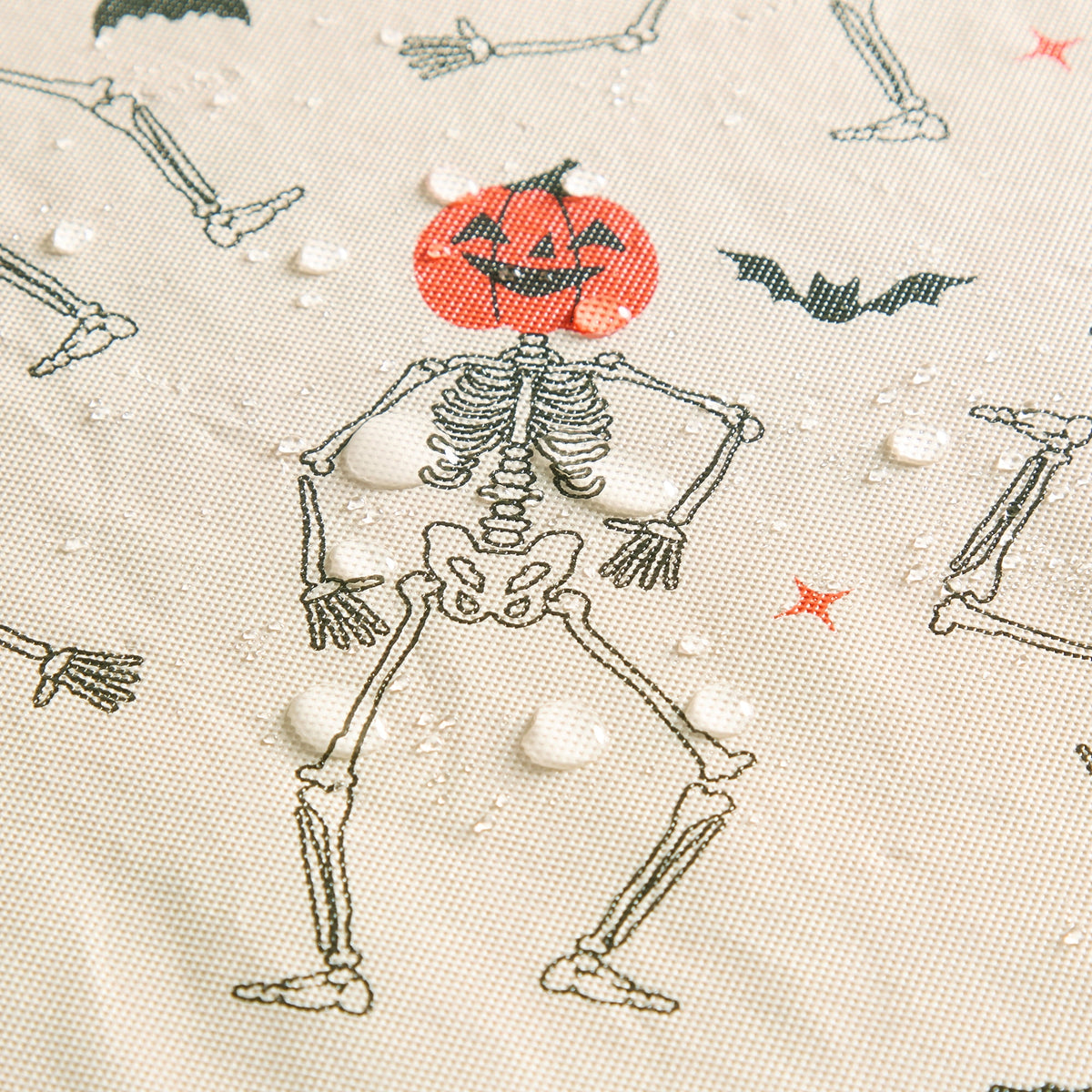 Way To Celebrate Halloween PEVA Tablecloth, For Table 70" Round - Skeleton Pumpkin Head Toss